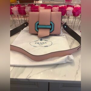 Prada Pre-Owned
2021-2025 City Calf Plex Ribbon crossbody bag